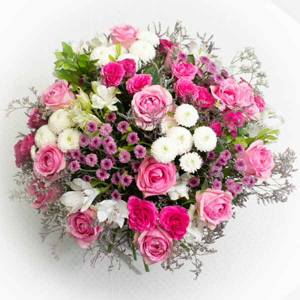 pastel palette for wedding events, bridal bouquets, bridal accessories, pink roses, pink spray roses, button chrysanthemums, white alstroemerias, limonium ,