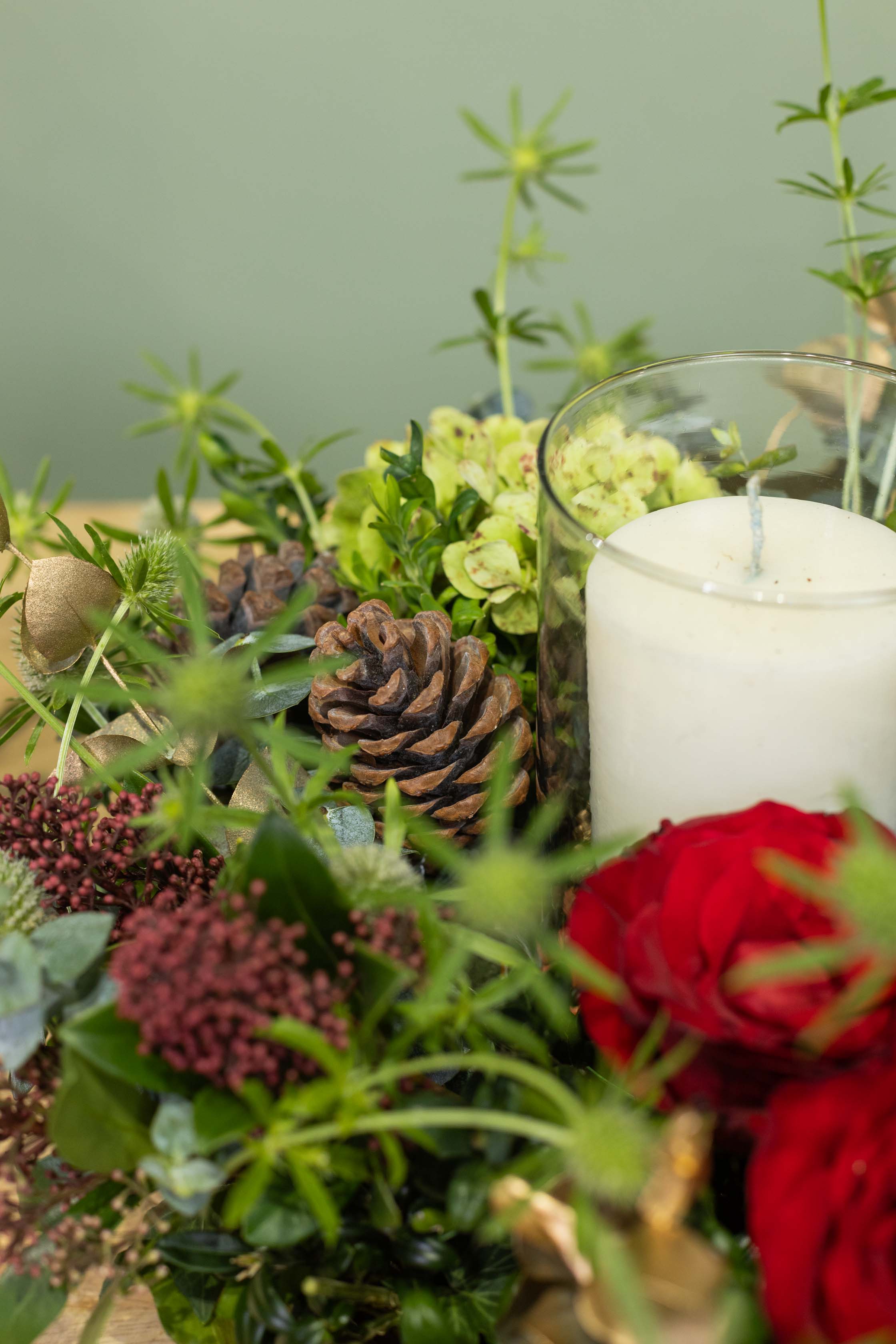 The Festive Glow Table Centerpiece