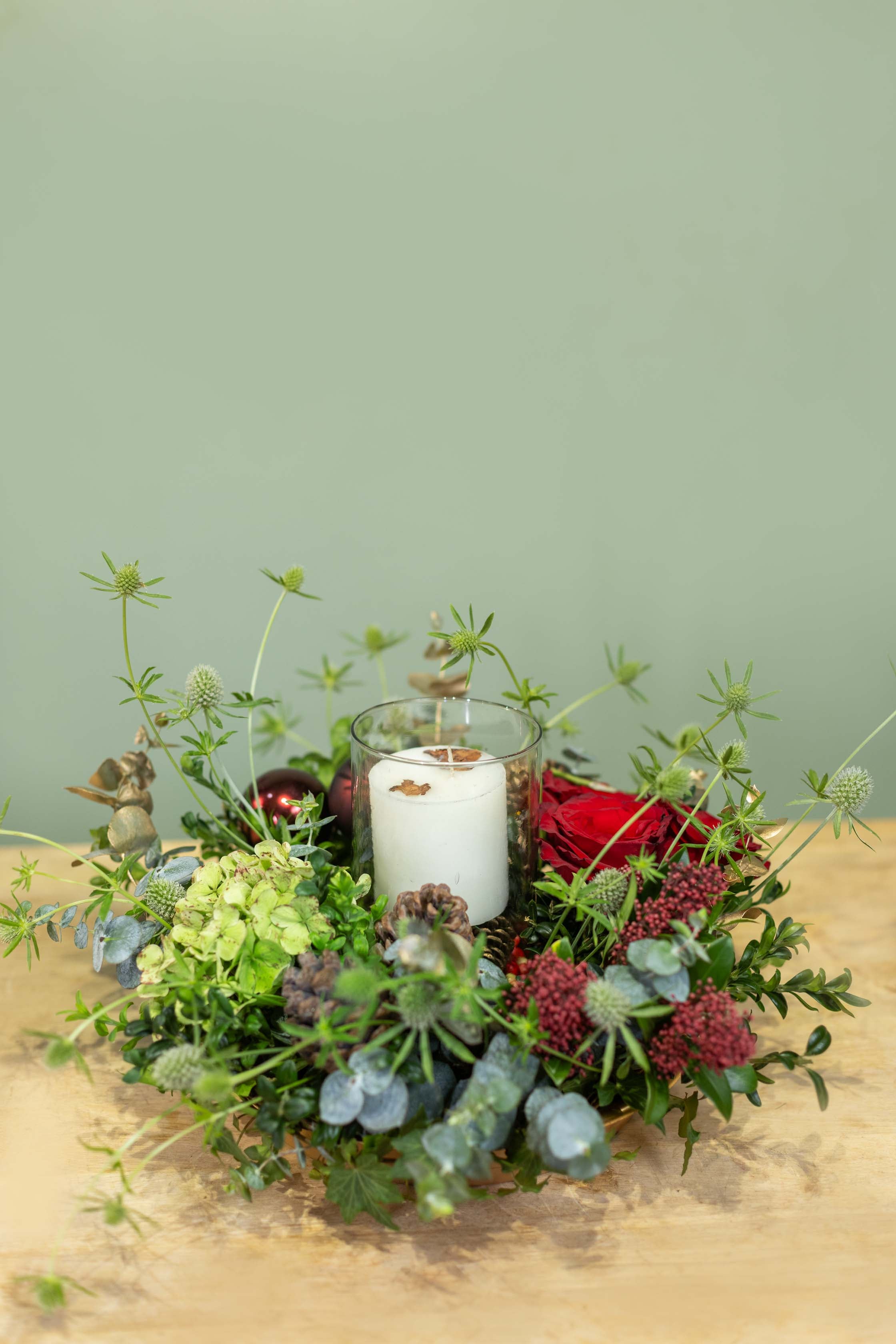 The Festive Glow Table Centerpiece